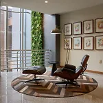 Hotel Versatile 4*