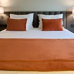Hotel Versatile 4*
