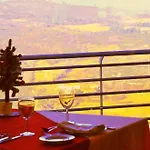 Versatile 4* Guarda