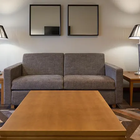 Versatile Otel Guarda