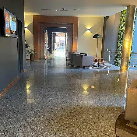 Versatile Hotel Guarda
