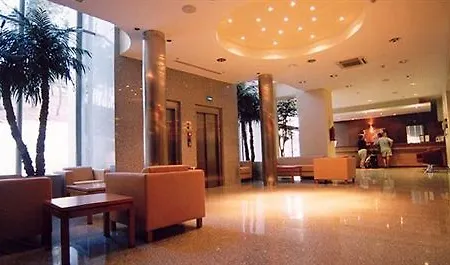 Versatile 4* 과르다