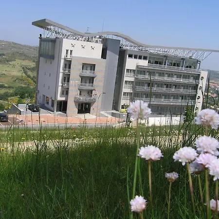 Otel Versatile Guarda